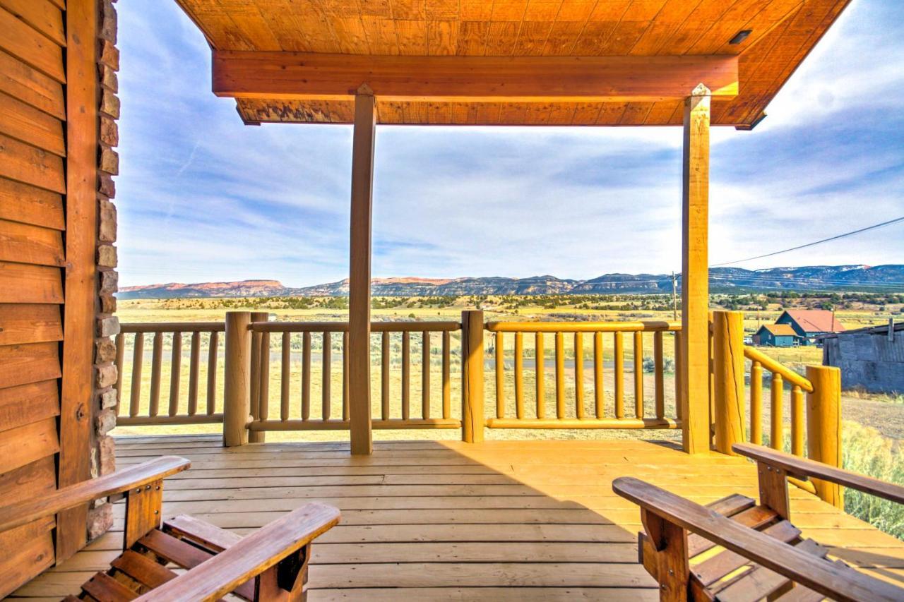 Rustic Bryce Canyon Home With Deck On Sevier River! هاتش المظهر الخارجي الصورة