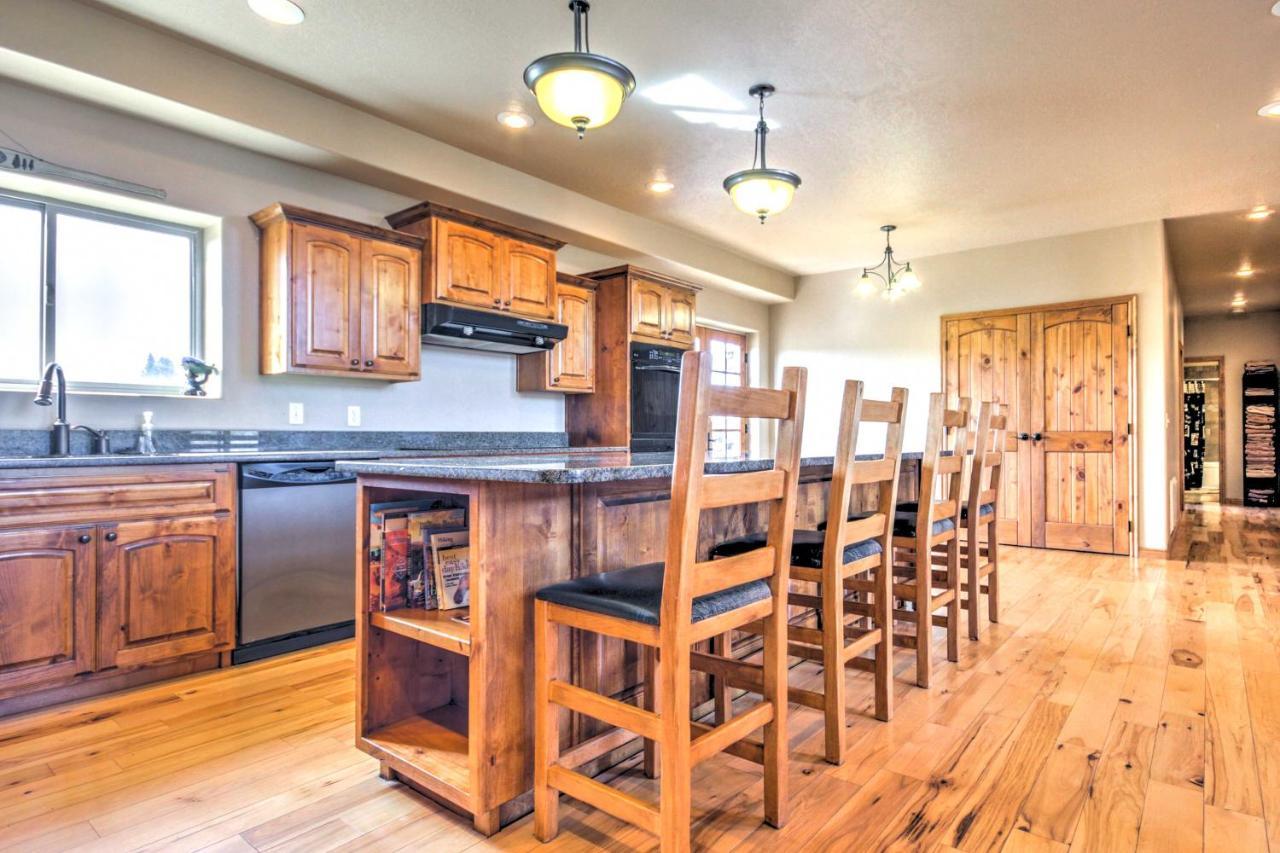 Rustic Bryce Canyon Home With Deck On Sevier River! هاتش المظهر الخارجي الصورة