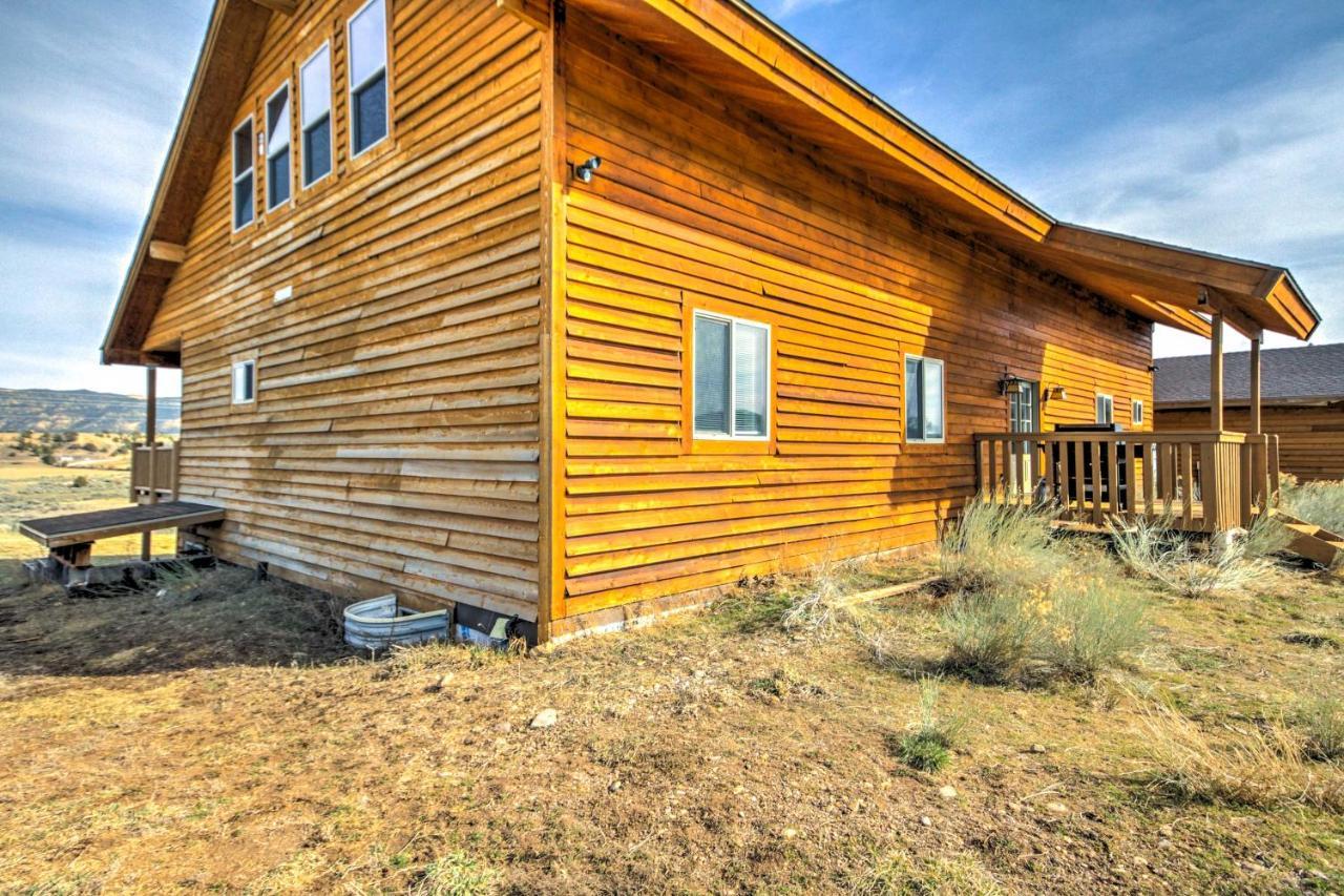 Rustic Bryce Canyon Home With Deck On Sevier River! هاتش المظهر الخارجي الصورة