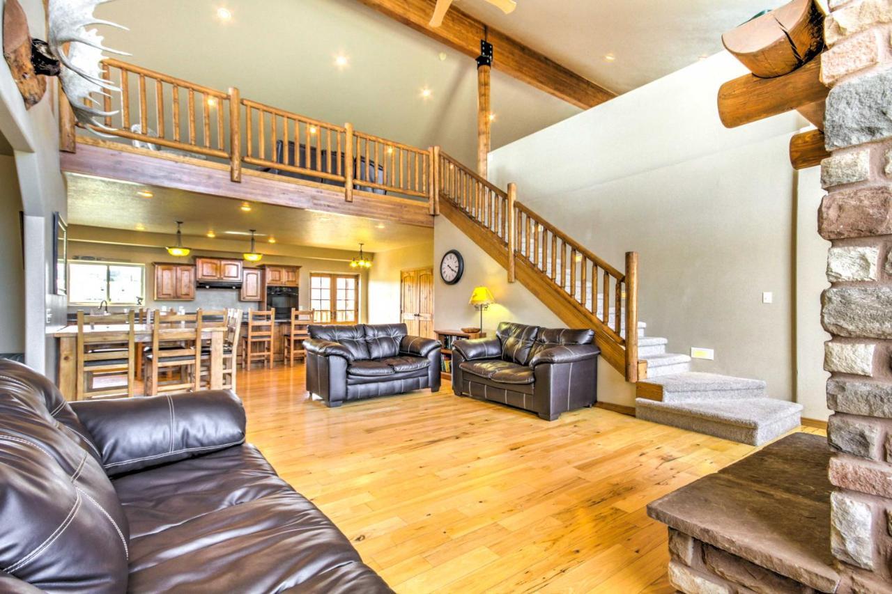 Rustic Bryce Canyon Home With Deck On Sevier River! هاتش المظهر الخارجي الصورة
